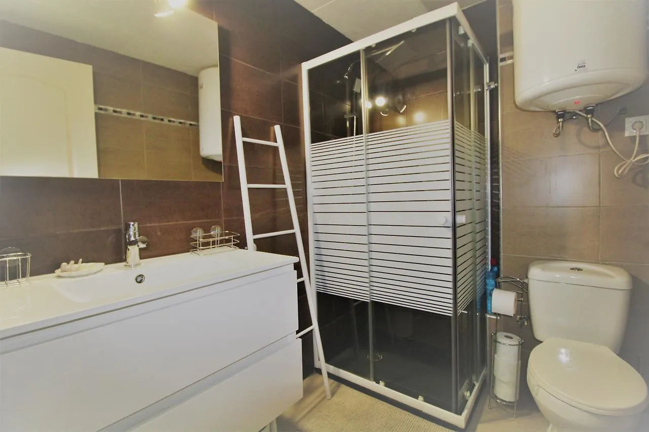 Sylvia: Beachfront Studio with Sea View Terrace Apartment Empuriabrava